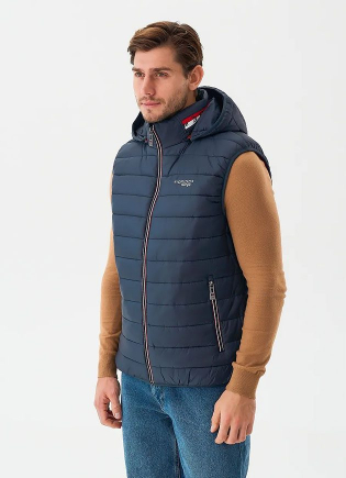 Жилет с капюшоном Fergo F1526-011 бирюзовый